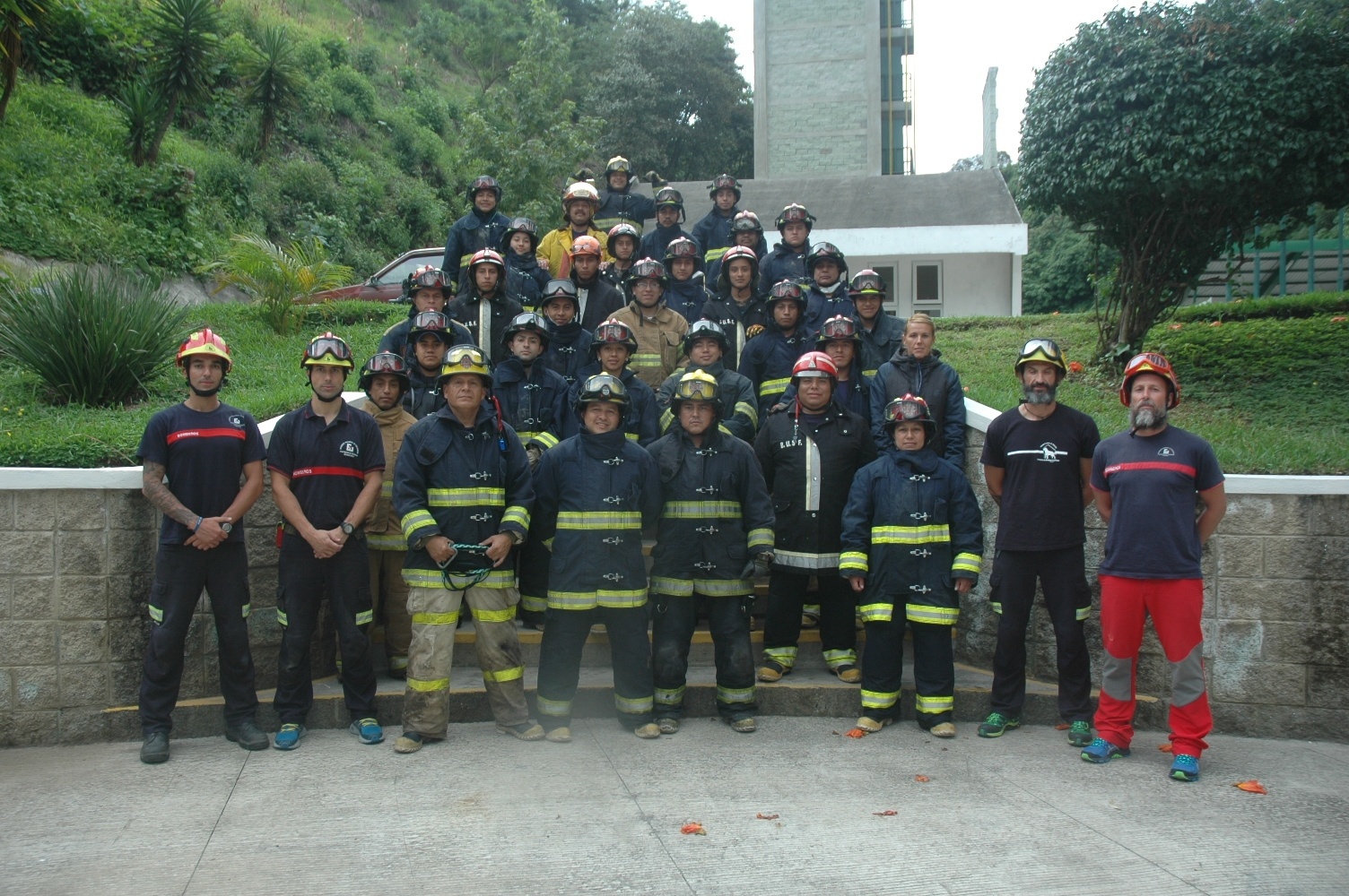 Bomberos del Consorcio Provincial colaboran en Guatemala en la asistencia a las personas afectadas por las lluvias torrenciales