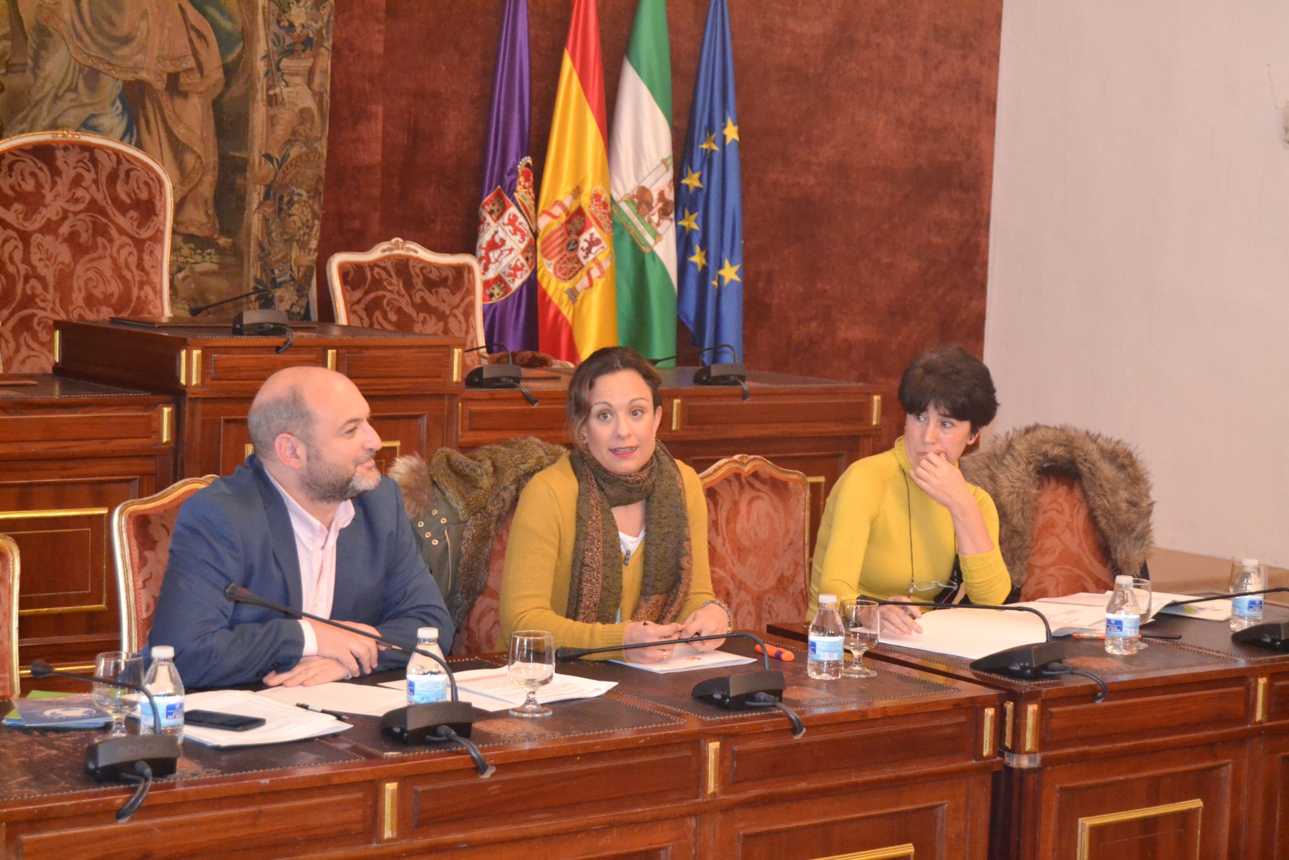 La Diputación se reúne con organizaciones y agentes en materia de cooperación para abrir nuevos canales de colaboración y participación